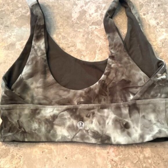 Lululemon Align Reversible Bra Light Support, A/B Cup Diamond Dye / Dark Olive 6 - Picture 3 of 3